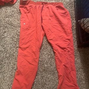 XL bright pink/orange figs